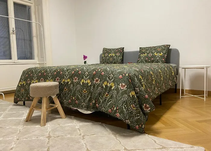 Luxury Serviced 3-bedroom Flat In Vienna's 1st District Διαμέρισμα