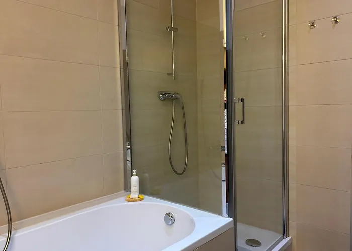 Διαμέρισμα Luxury Serviced 3-bedroom Flat In Vienna's 1st District Βιέννη